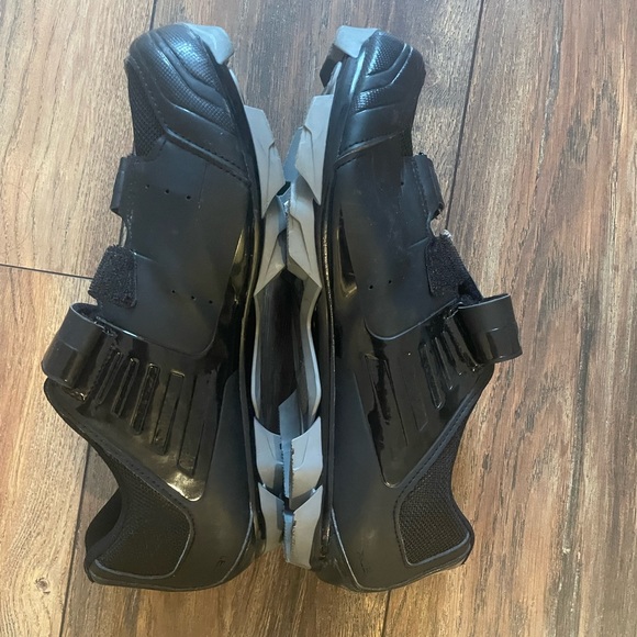 Shimano bike shoes - Picture 2 of 2